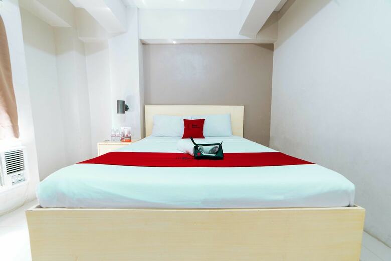 Hotel Reddoorz @ Samat Mandaluyong