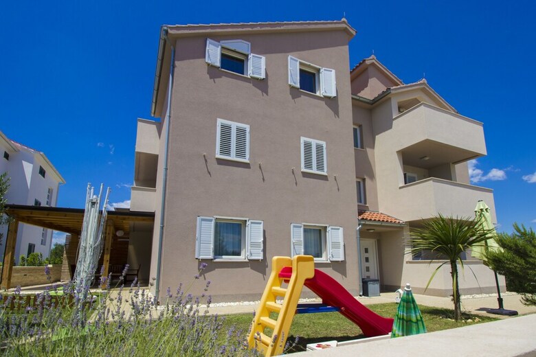 Apartments Gnjidi?