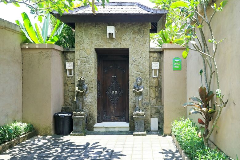 Villa Cempaka Gading