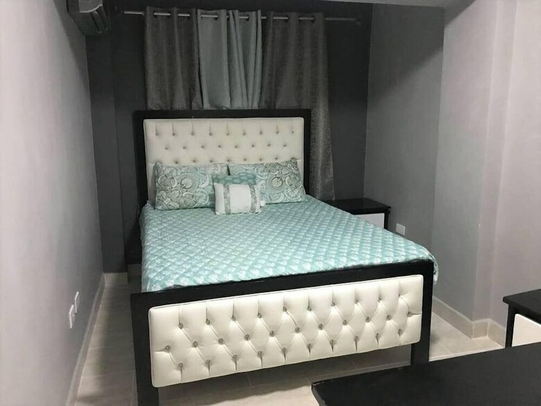 Luxury Apartment At Riviera Colonial
