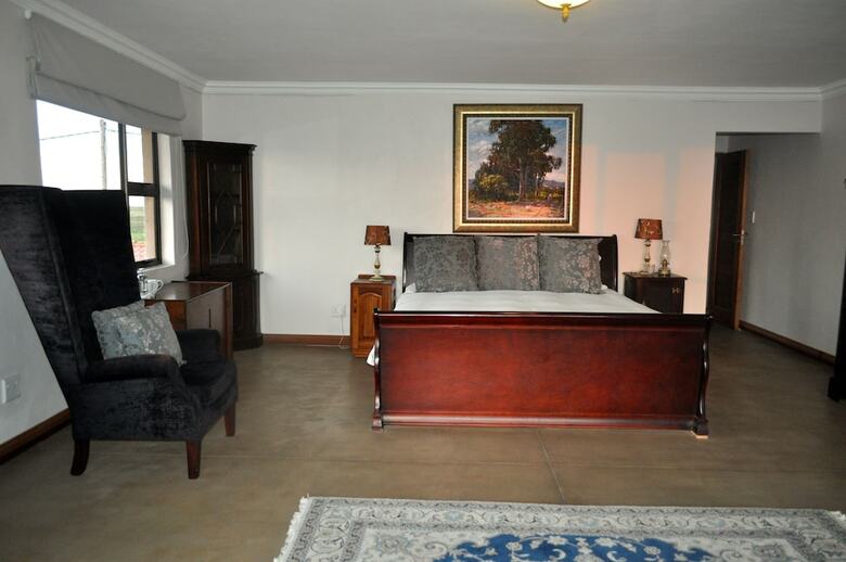 Villa R'new Pecan Farm & Wellness Centre