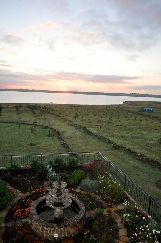 Villa R'new Pecan Farm & Wellness Centre