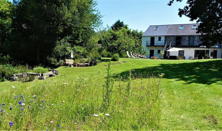 Bed & Breakfast La Fontaine de Resnel