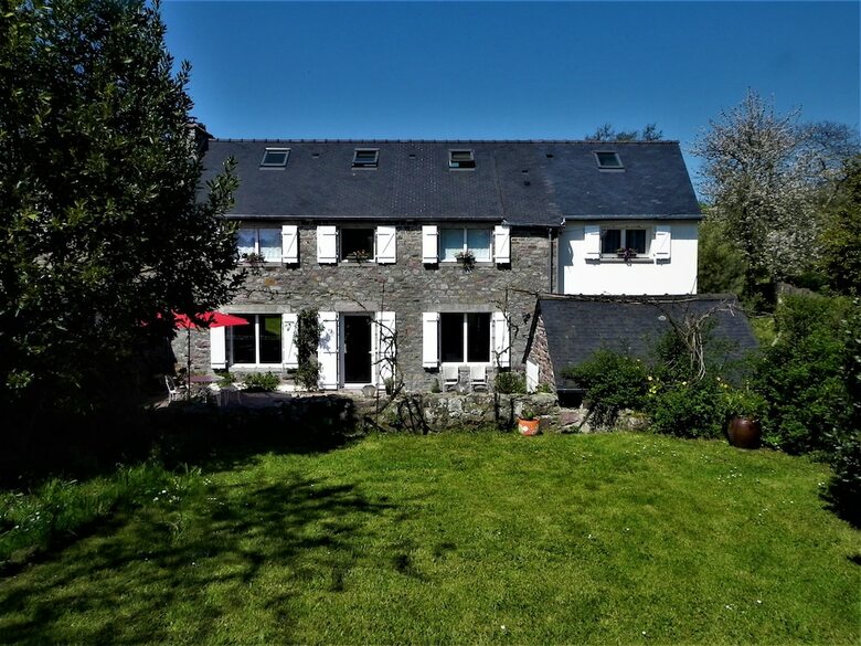 Bed & Breakfast La Fontaine de Resnel