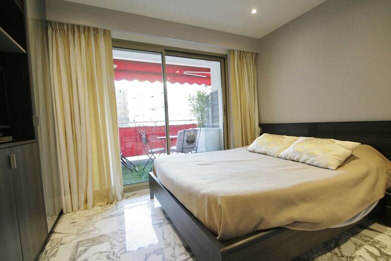 B&B Le France Nice Centre