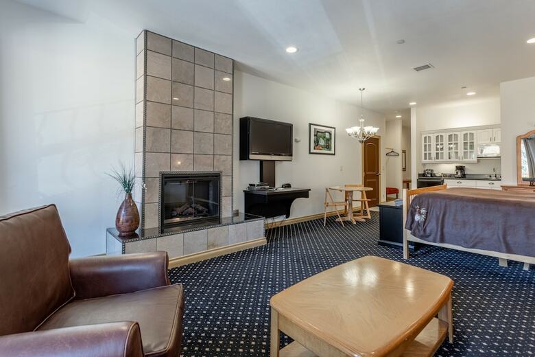 Hotel Alpen Dorf Pension