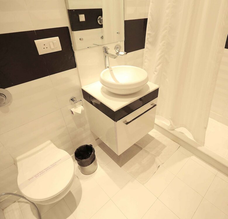 Hotel Shanti Palace