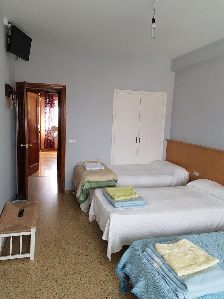 Hostal Albergue Turistico Silleda