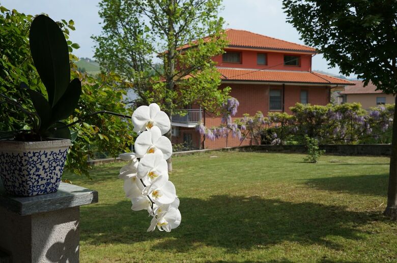B&B Buond� In Langa