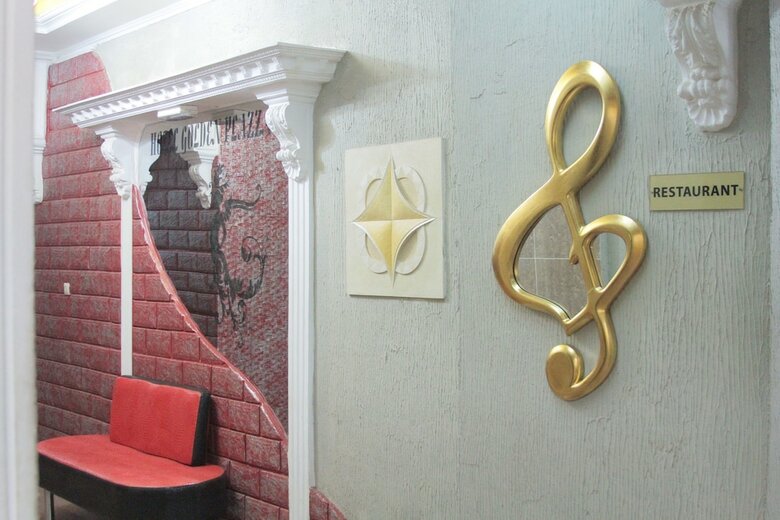 Hotel Golden Plazza