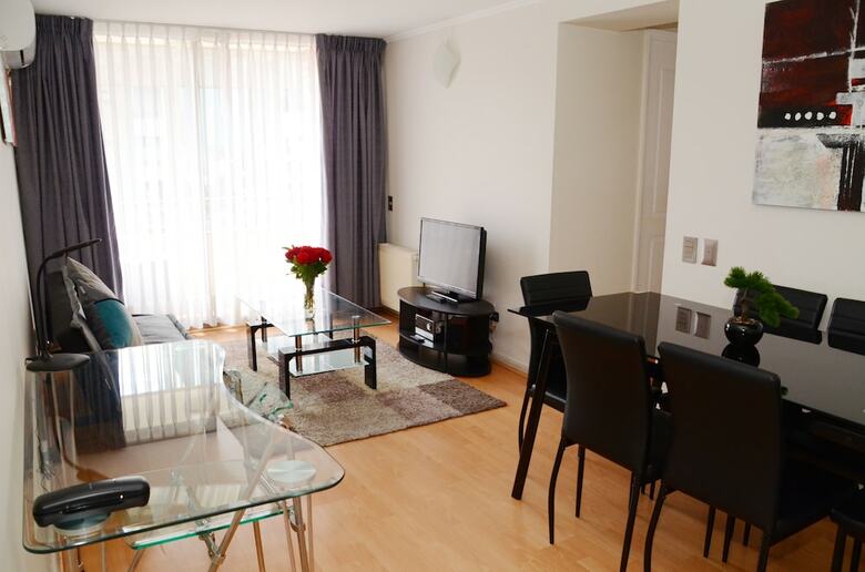 Aparthotel International Suites