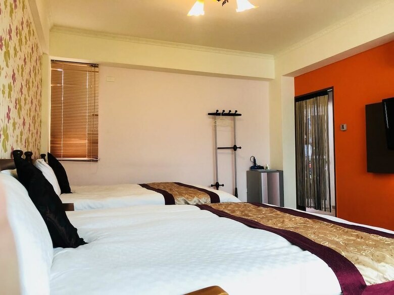 Bed & Breakfast Corner Love Homestay
