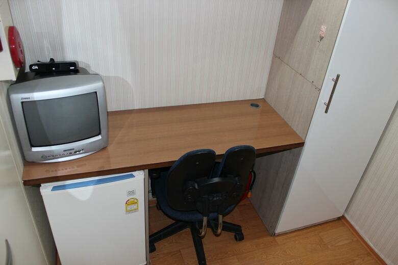 Hotel Living Castle Single Room
