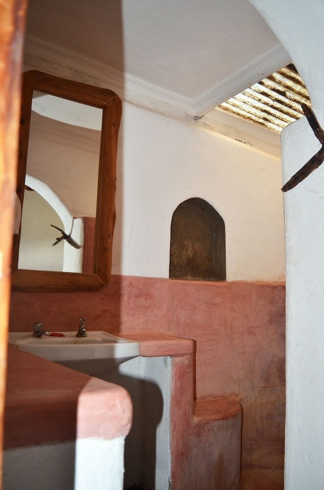 Ole Itiko Cottages