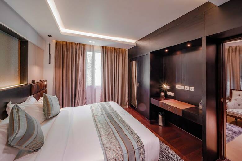 Hotel Ambara Suites