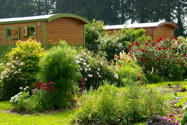 Cabana Roulottes Autour Du Puits
