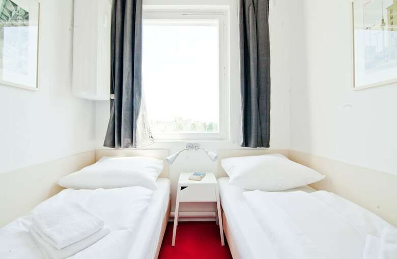 Apartments Elpilar Wedding