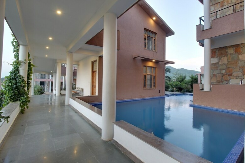 Hotel Palm Valley Svasti Resort