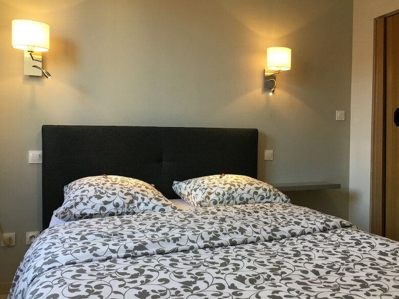 Hotel H�tel Restaurant Le Commerce