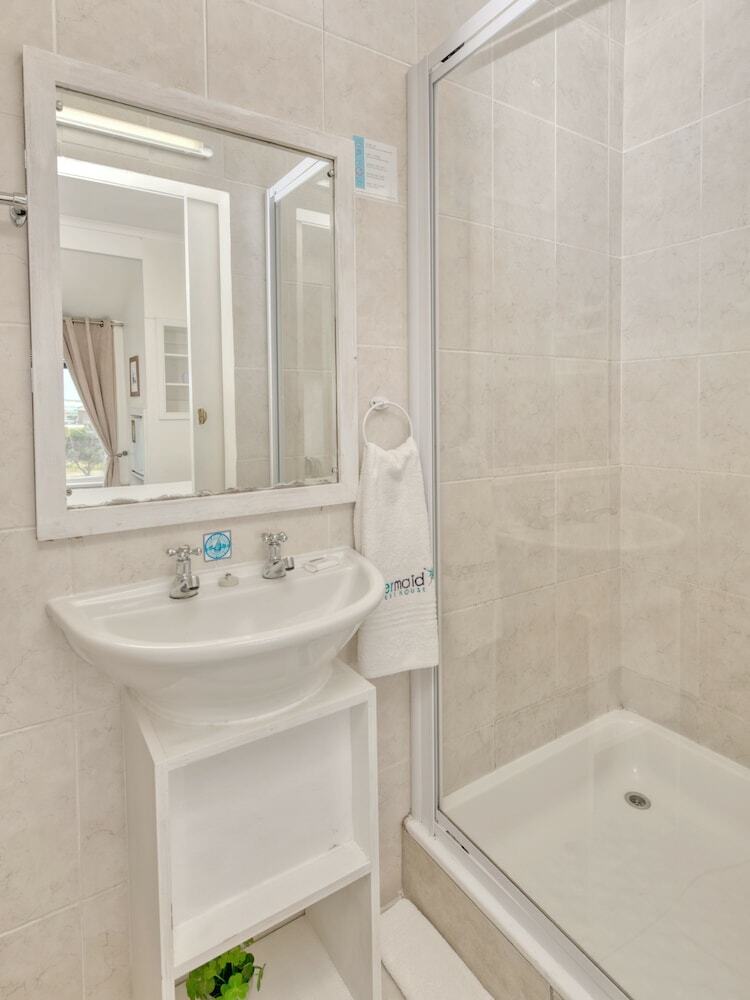 Bed & Breakfast Mermaid Guest House