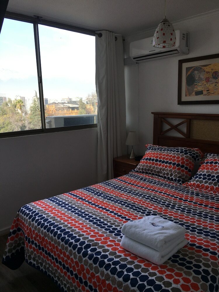 Apartamentos Santiago Town Suites