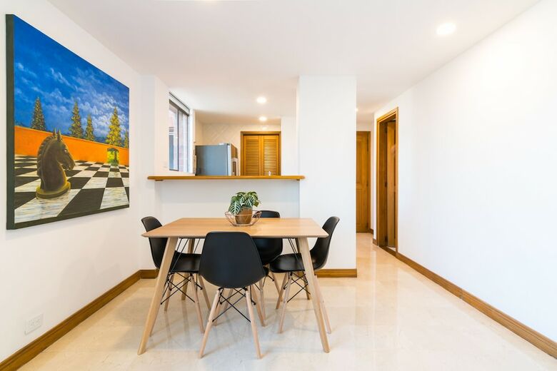 Apartamentos Alcazar de Oviedo By Nomad Guru