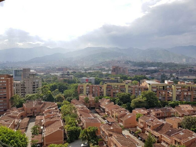 Apartamentos Alcazar de Oviedo By Nomad Guru