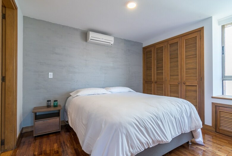Apartamentos Alcazar de Oviedo By Nomad Guru