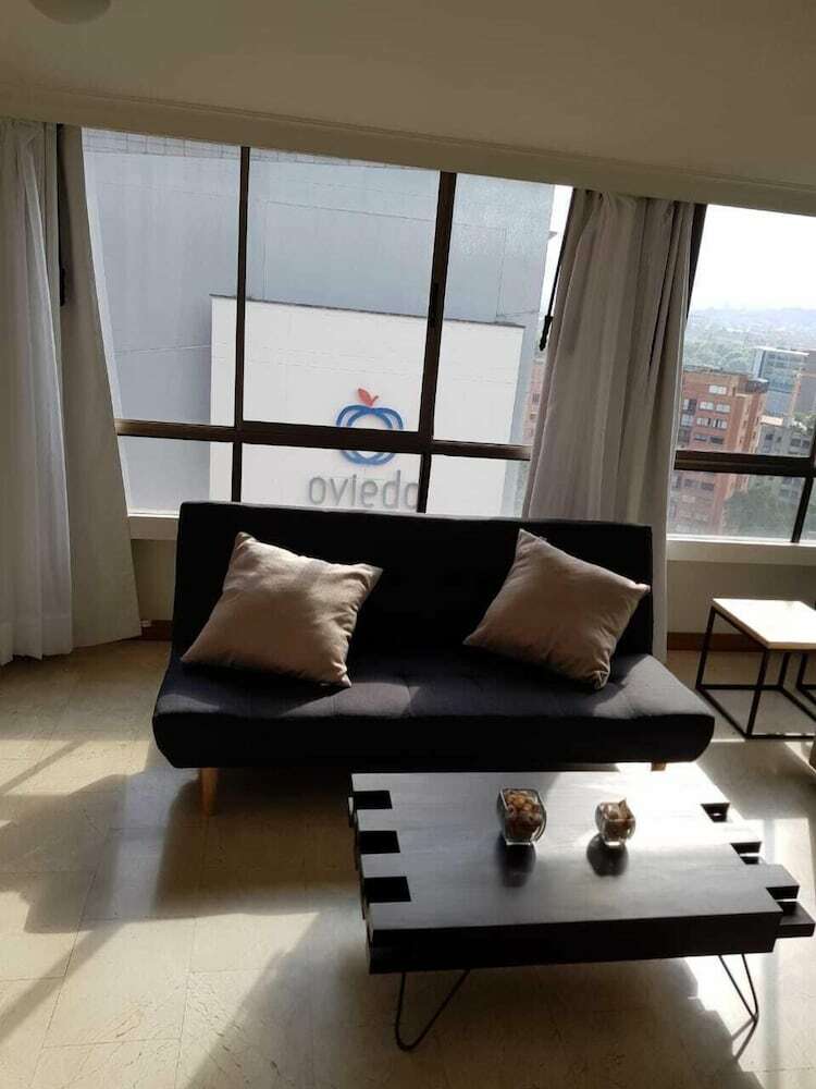Apartamentos Alcazar de Oviedo By Nomad Guru