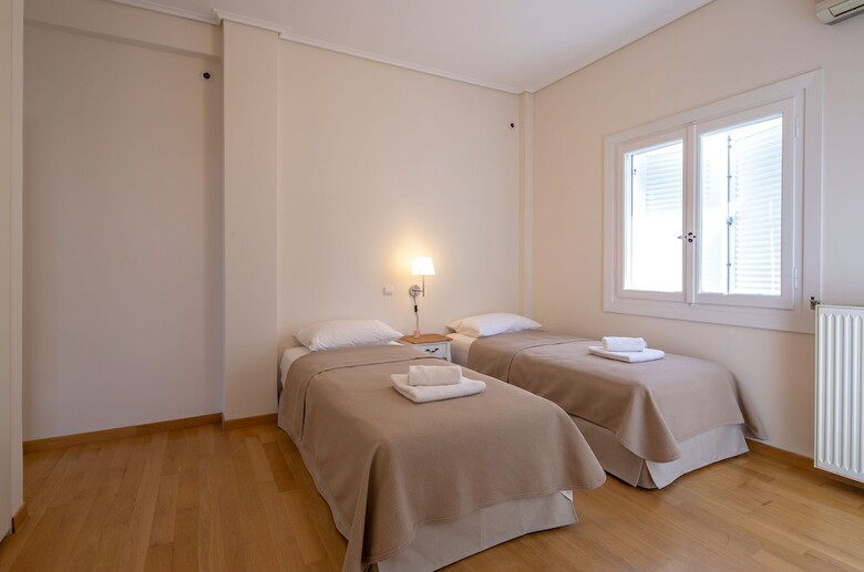 Rhea - Glyfada Sea View Apartment
