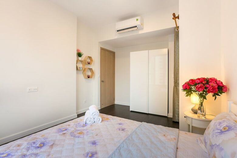 The Milky Way River Gate Apartment