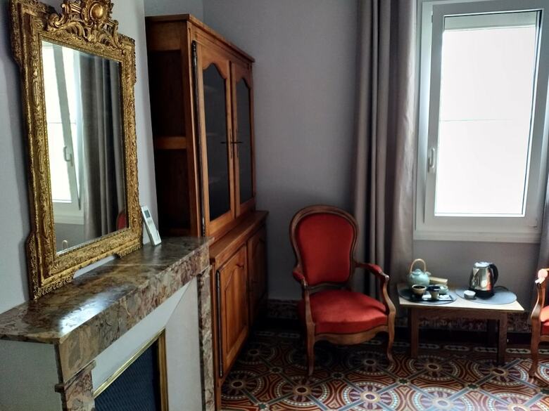 Hotel Les Micocouliers