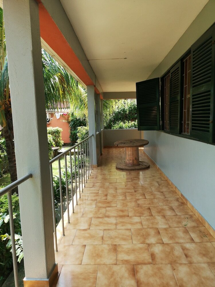Apartamentos Monteiro Paradise Guest House