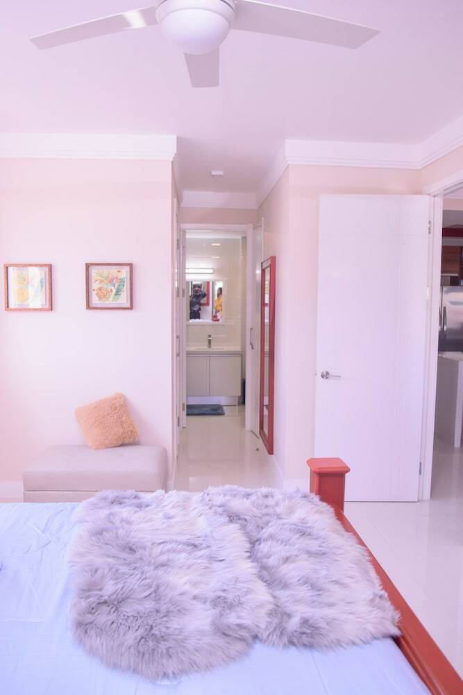 Executive Skylight 20south Apartment