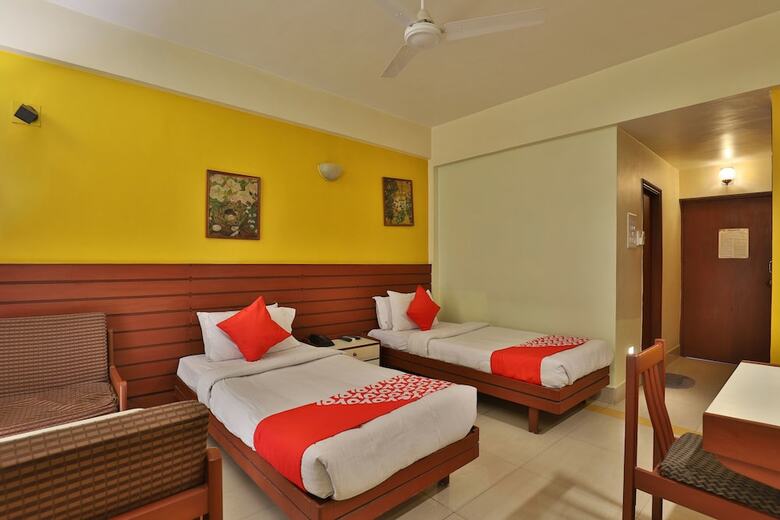 Oyo 24534 Hotel President