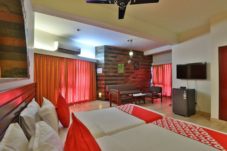 Oyo 24534 Hotel President