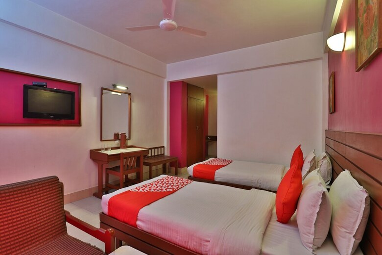 Oyo 24534 Hotel President