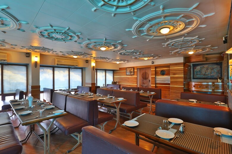 Oyo 24534 Hotel President
