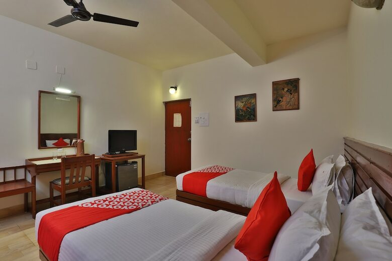 Oyo 24534 Hotel President