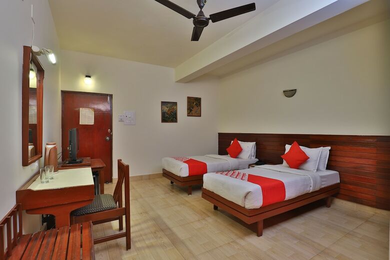 Oyo 24534 Hotel President