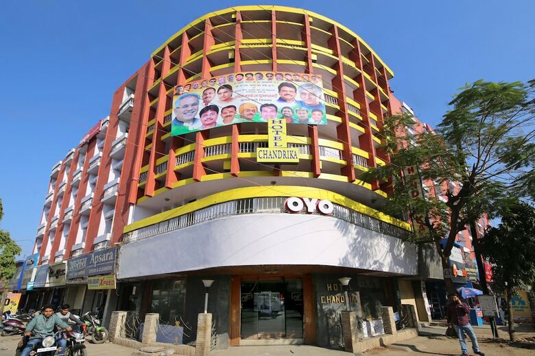 Hotel Oyo 25064 Chandrika