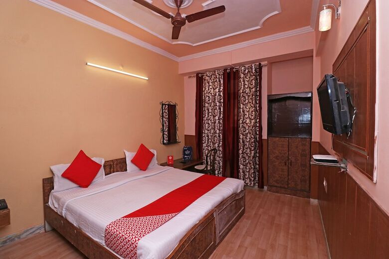 Oyo 28631 Hotel Parbati International