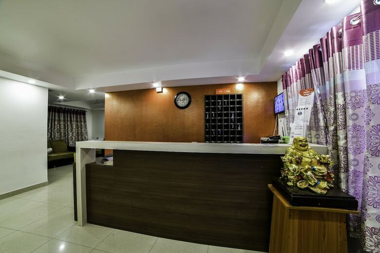 Hotel Oyo 28765 Green Stone