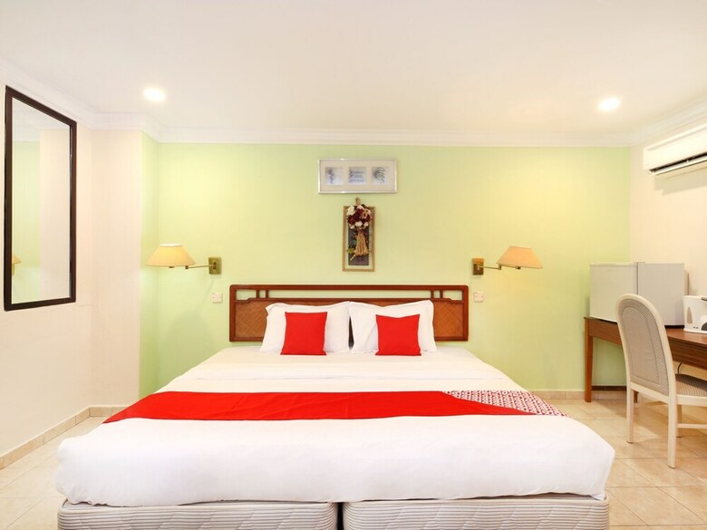 Oyo 775 Hotel Sahara Inn