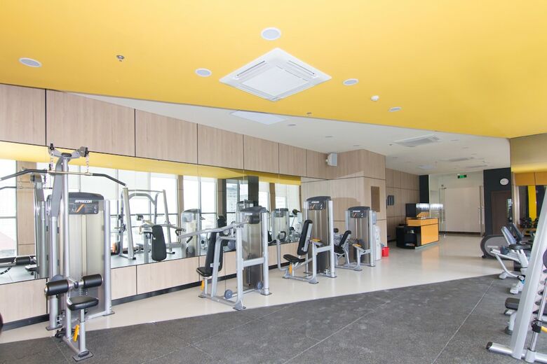 Mk Rivergate Apartment