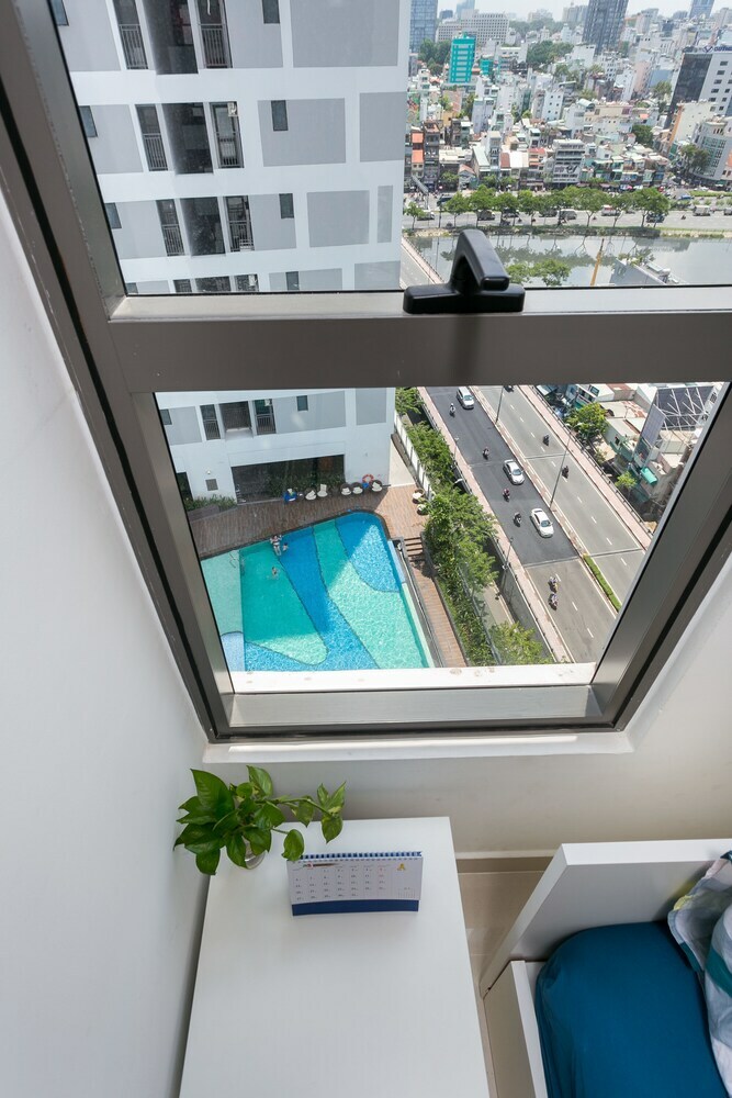 Mk Rivergate Apartment