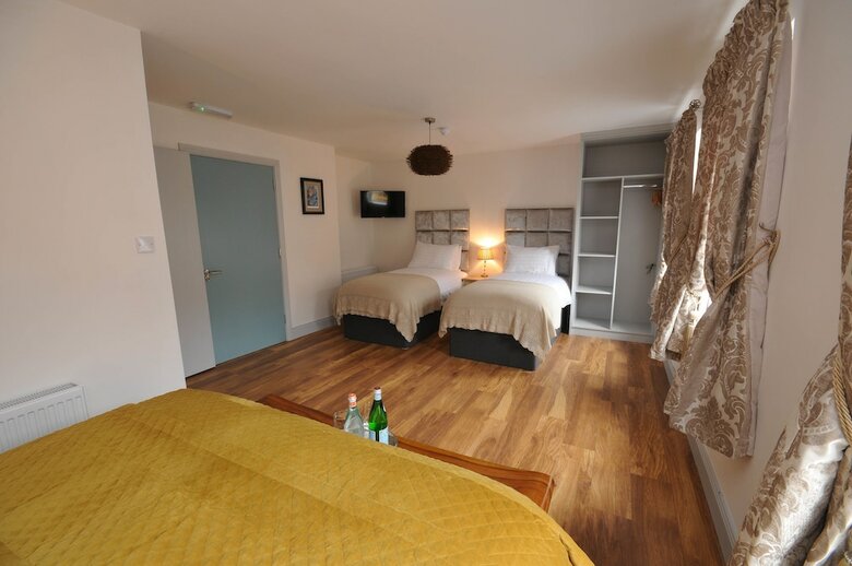 Hotel Lodge At The Old Barracks