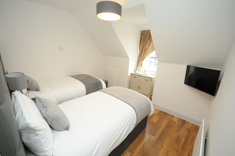 Hotel Lodge At The Old Barracks