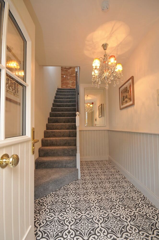 Hotel Lodge At The Old Barracks