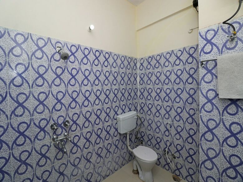 Oyo 24489 Hotel Greenwood